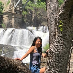 Meet your Posher, Ying